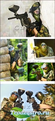  /  Paintball player - Stock photo