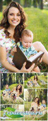     ,    / Mother with baby - stock photos 